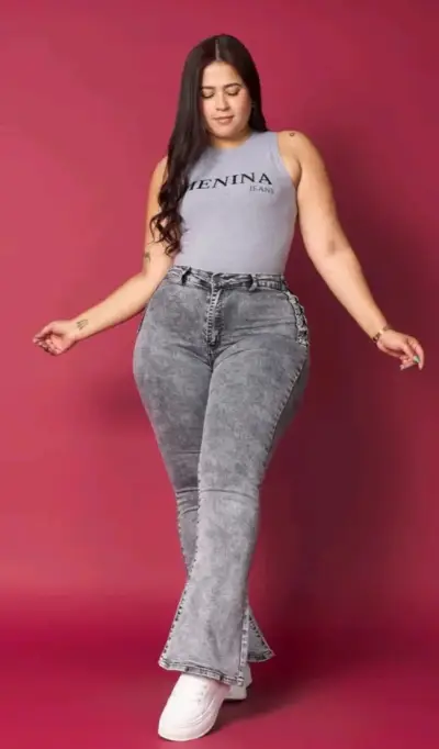 Jeans acampanados Menina gris para mujer - miniatura 1