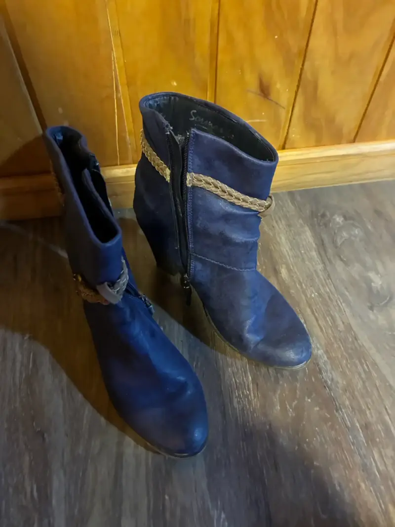 Botines de cuero azul con cierre y trenza decorativa - 1