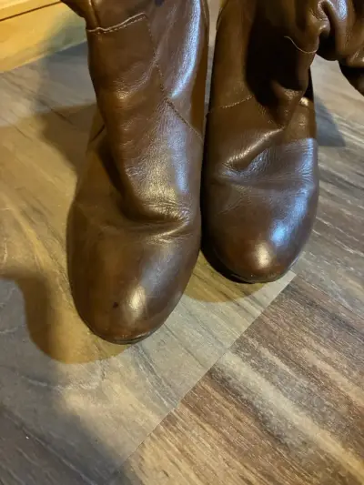Botas de cuero marrón para mujer - miniatura 1
