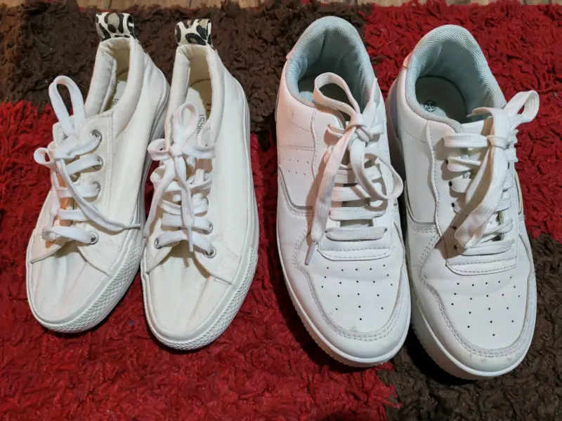 Zapatillas blancas casuales con detalles holográfi - 2