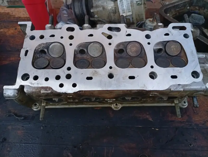 Culata de Hyundai i10 1.1 - 4