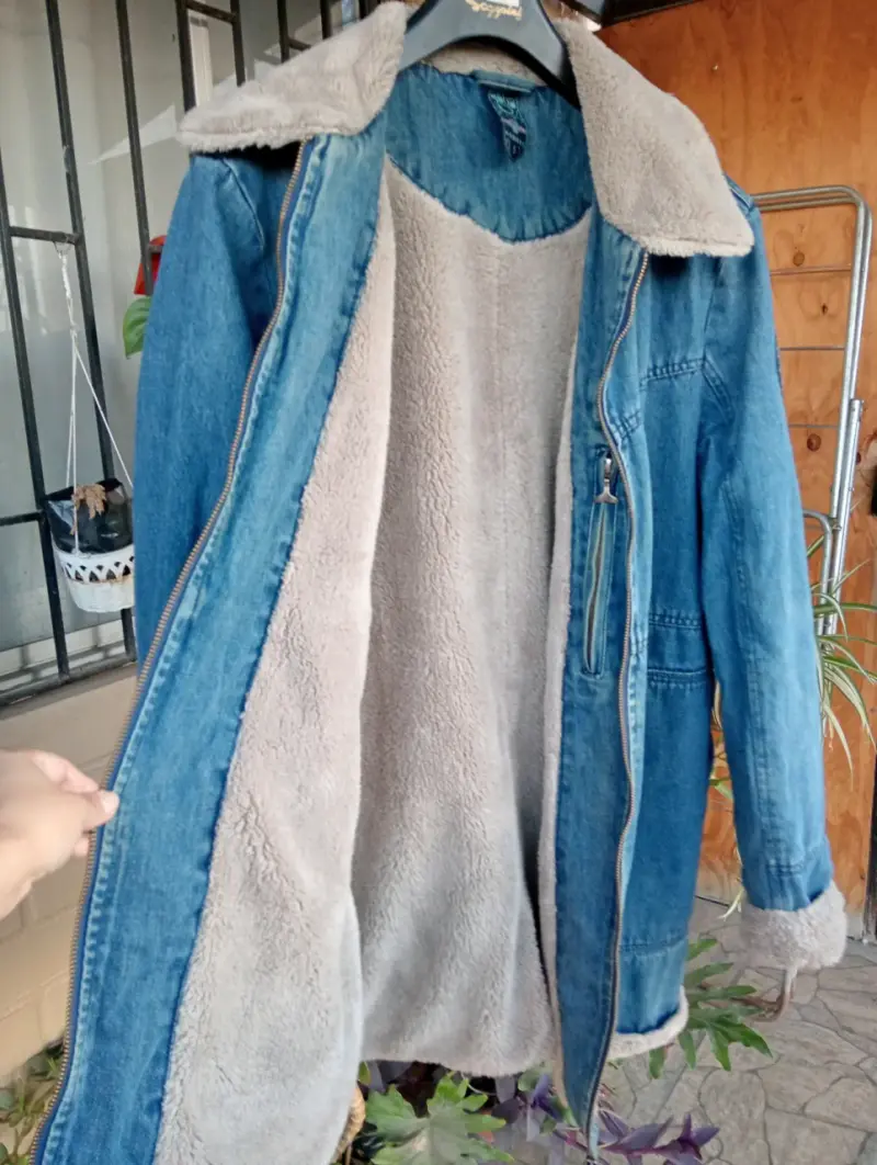 Chaqueta de mezclilla con chiporro - 3