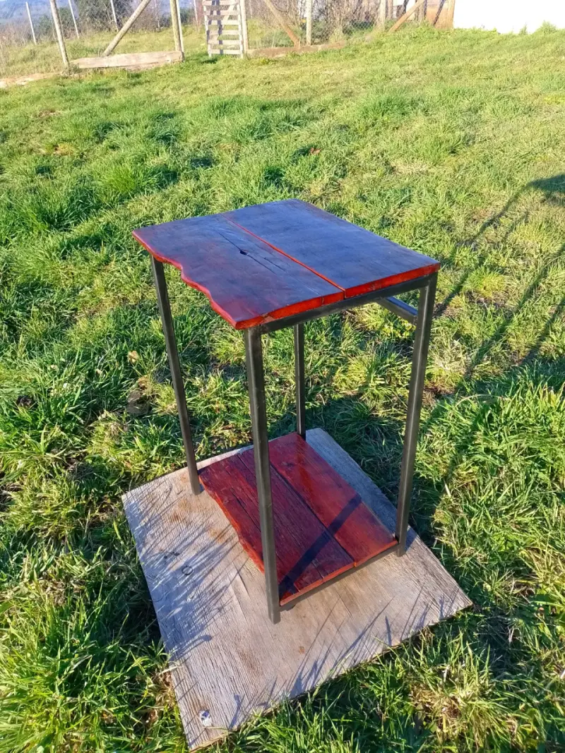 Mesa auxiliar de madera y metal - 3