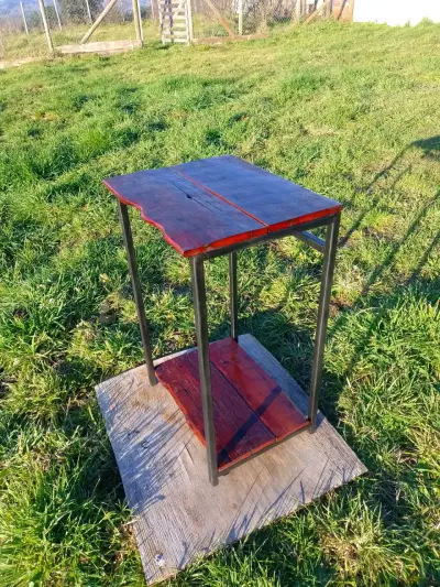 Mesa auxiliar de madera y metal - miniatura 3