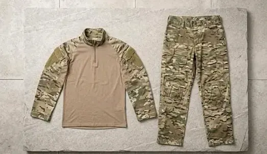 Conjunto táctico camuflado