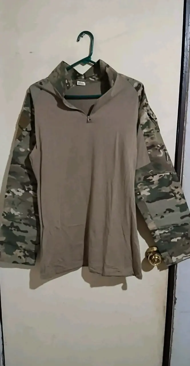 Conjunto táctico camuflado - 3