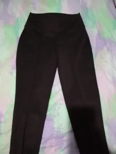 Pantalones color burdeos para mujer formal - miniatura 2