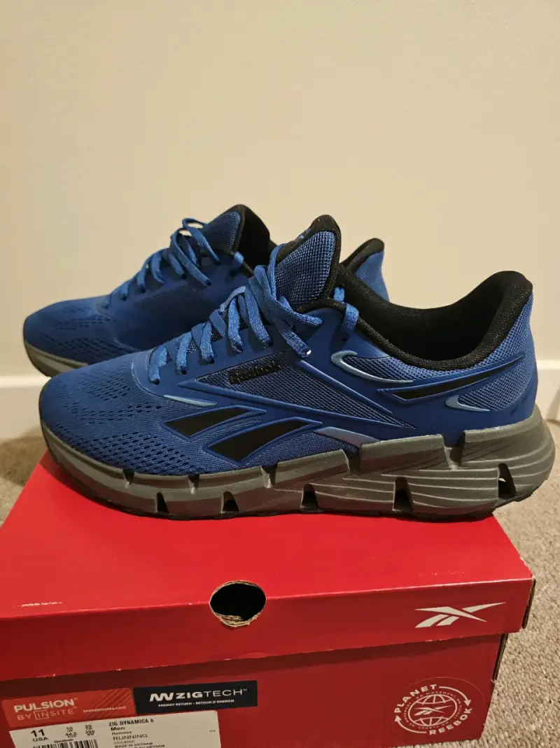 Zapatillas Reebok Zig Dynamica 11US - 4