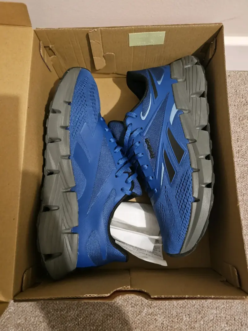 Zapatillas Reebok Zig Dynamica 11US - 6