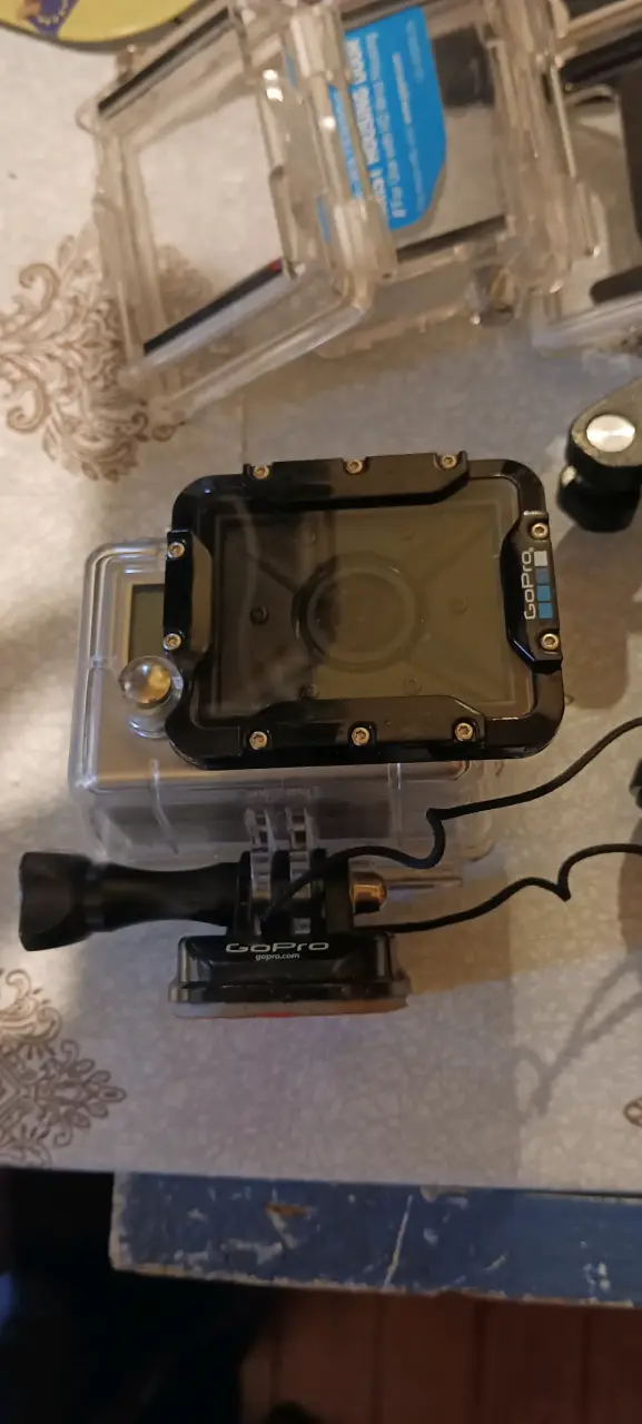 Cámara GoPro con carcasa WR + dos baterías - 3