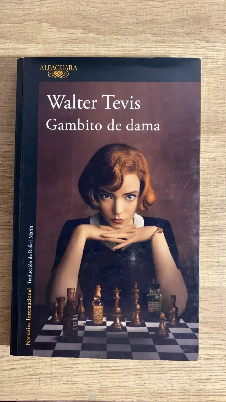Libro 'Gambito de dama' de Walter Tevis - 1