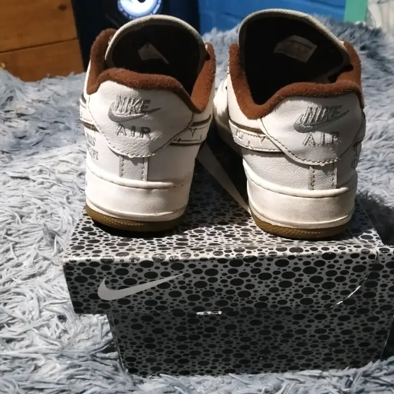 Zapatillas Nike Air blancas usadas - 1