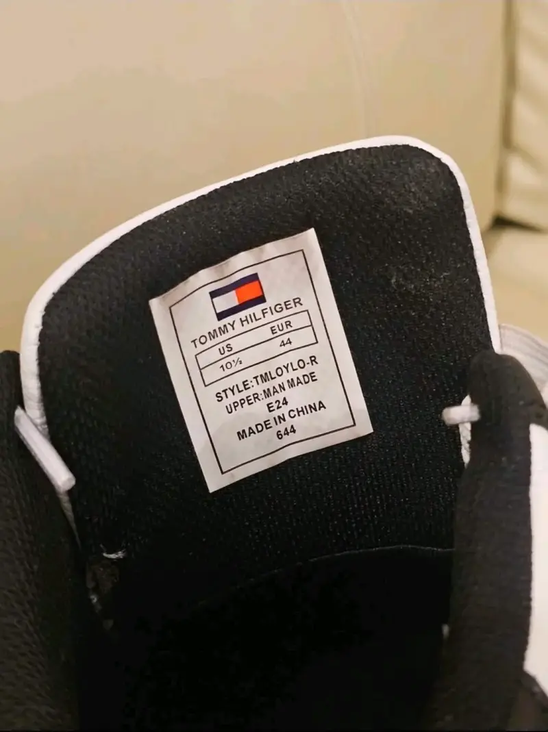 Zapatillas Tommy Hilfiger 10½US - 4