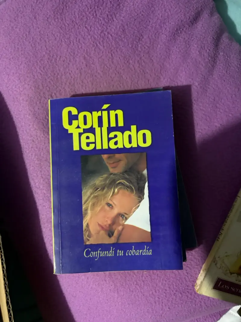 Libro Corín Tellado 'Confundí tu cobardía'