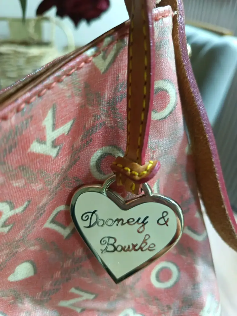 Bolso Dooney & Bourke estampado rosa - 3