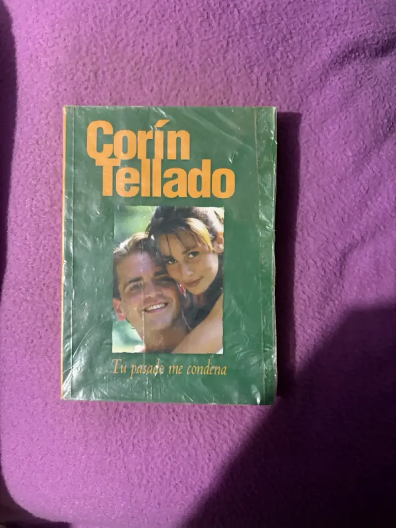 Libro Corín Tellado 'Tu pasado me condena'