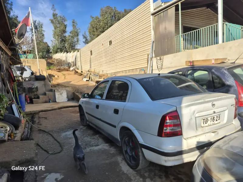 1999 Chevrolet Astra - 2
