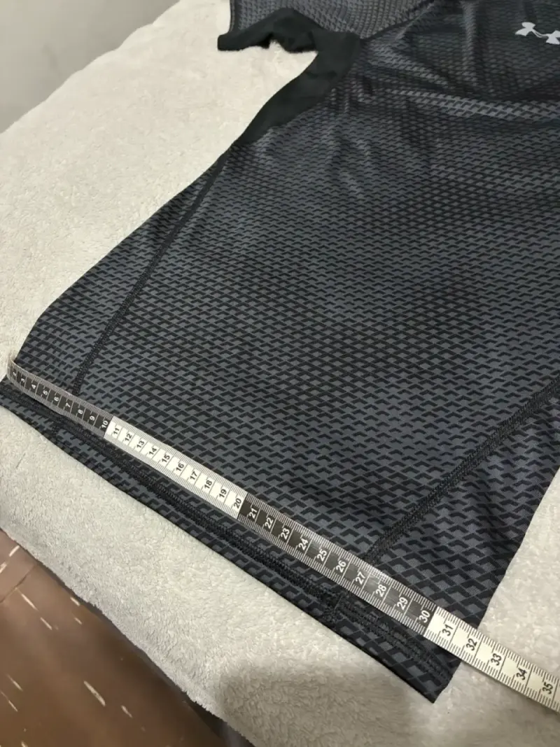 Polera compresión Under Armour - 6
