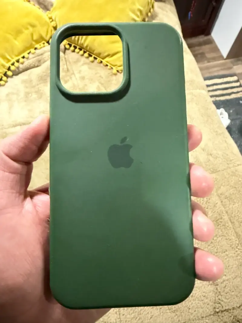 Lote Carcasas IPhone 16 Pro Max - 5