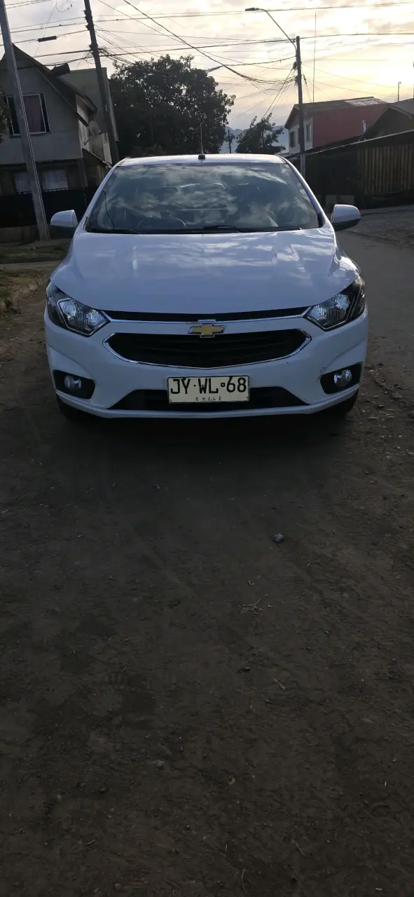 Vendo chevrolet prisma LTZ 2018 full - 2