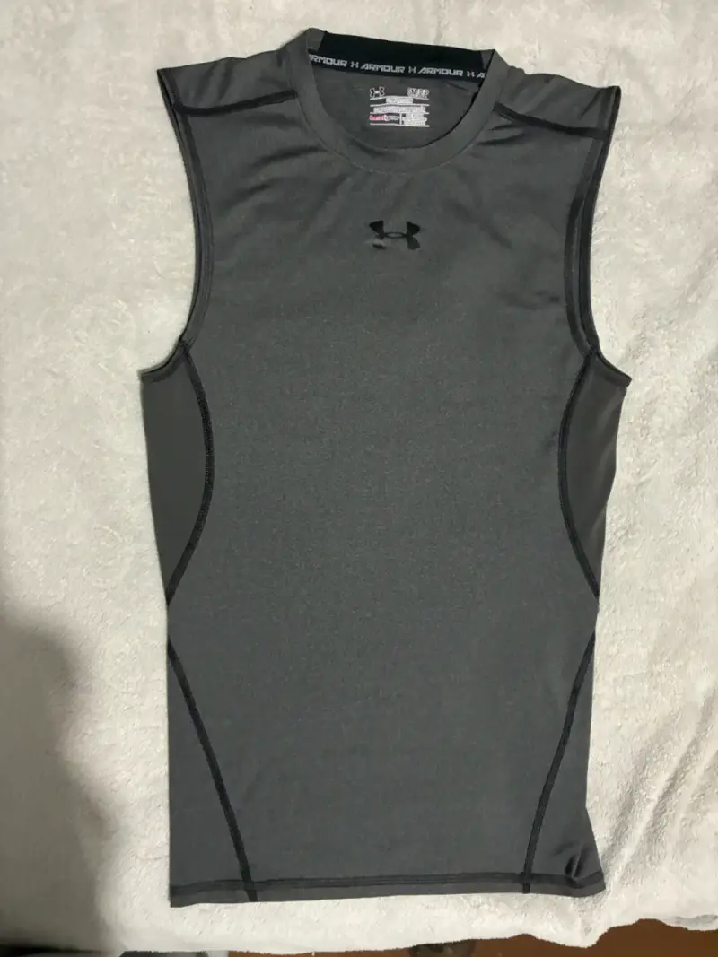 Polera Under Armour - 1