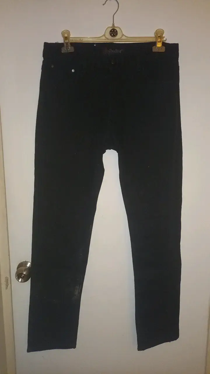 Jeans negros de mujer talla mediana - 1