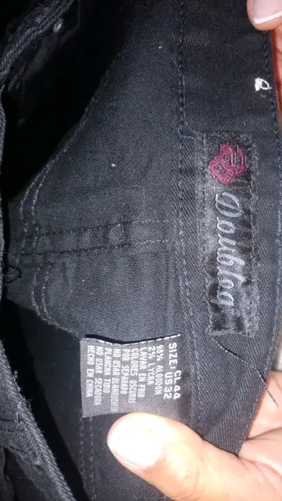 Jeans negros de mujer talla mediana - miniatura 3