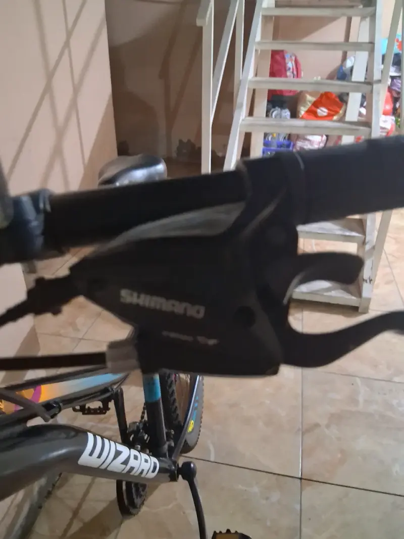 Bicicleta montaña Wizard negra con suspensión - 6
