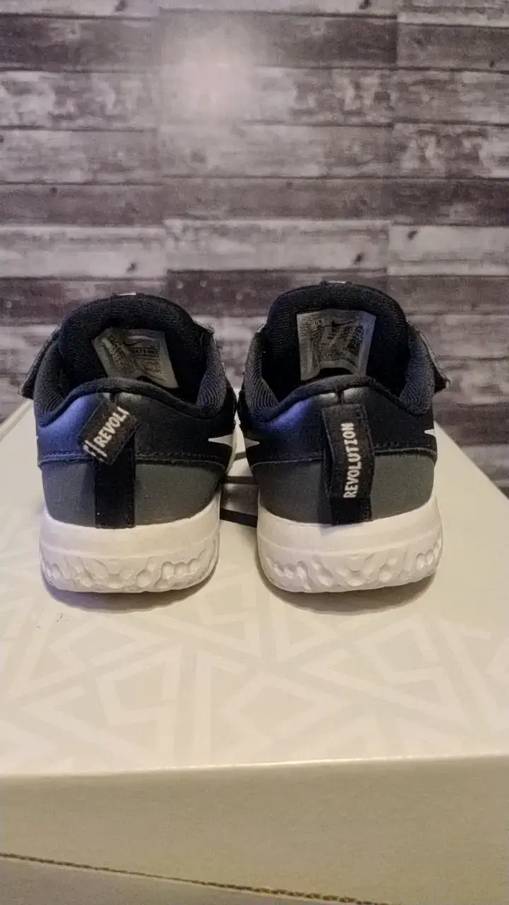 Zapatillas NIKE 9C.Deportivas negras para niños - 3