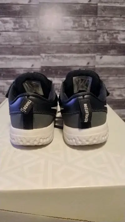 Zapatillas NIKE 9C.Deportivas negras para niños - miniatura 3