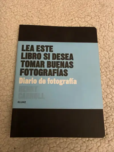 Libro 'Lea este libro si desea tomar buenas fotografías' - miniatura 1