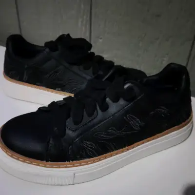 Zapatillas negras Basement con diseño floral - miniatura 5