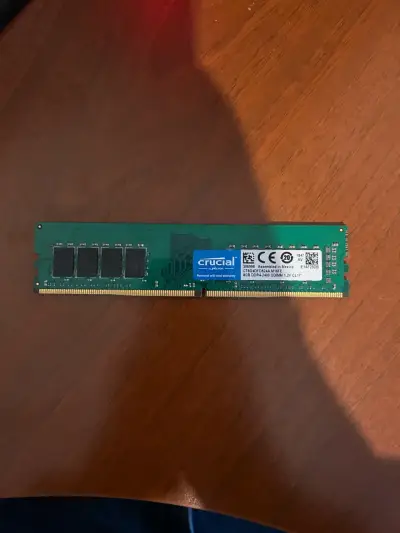 Memoria RAM Crucial 8GB DDR4 2400mhz - miniatura 1