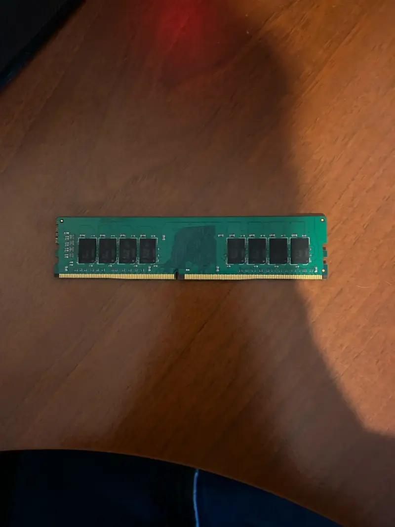 Memoria RAM Crucial 8GB DDR4 2400mhz - 2