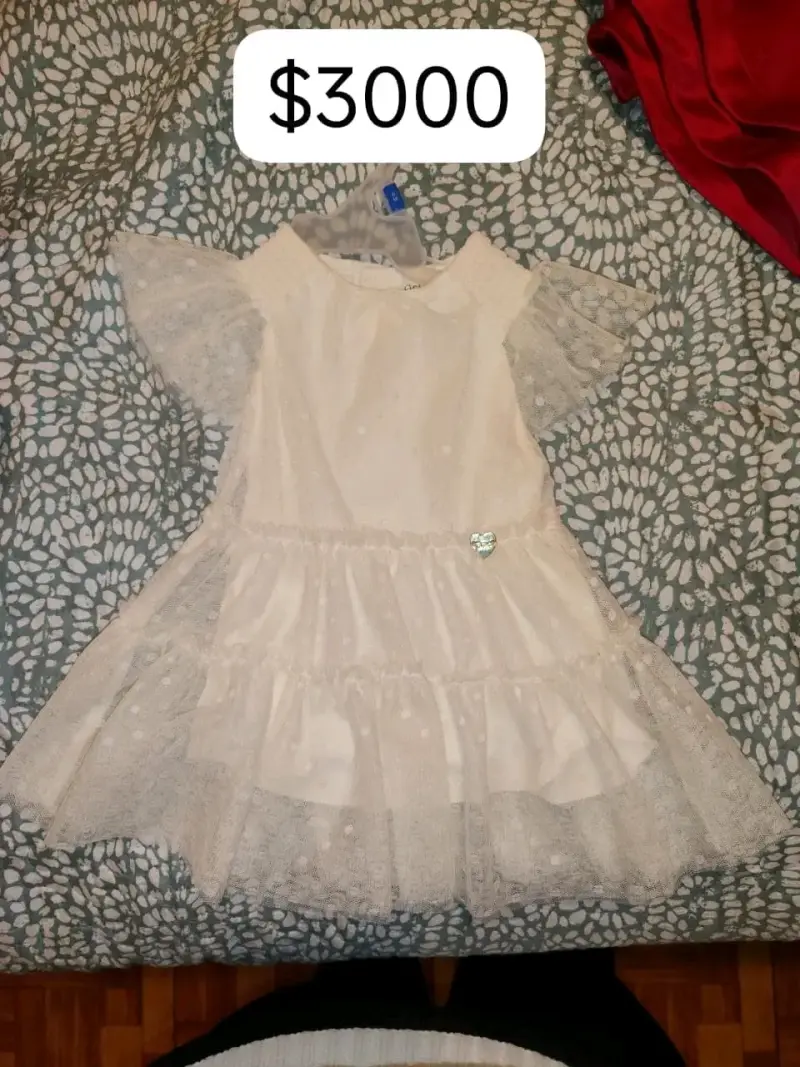 Vestidos de bebe con poco uso - 1