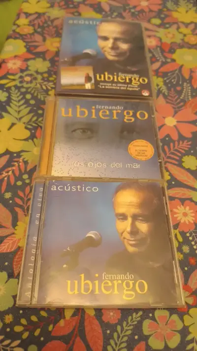 Colección de DVD y CDs de Fernando Ubiergo - miniatura 1