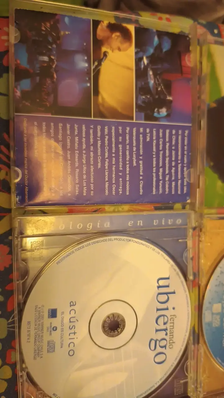 Colección de DVD y CDs de Fernando Ubiergo - 4