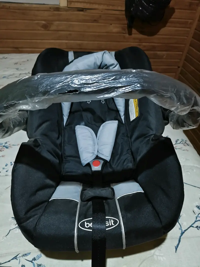 Silla de auto para bebé marca Bebesit - 1