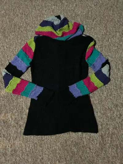 Chaleco de lana a rayas multicolor con capucha - miniatura 3