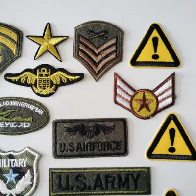 Parches bordados militares variados - miniatura 3