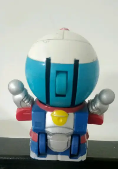 Figura de acción Doraemon coleccionable - miniatura 3