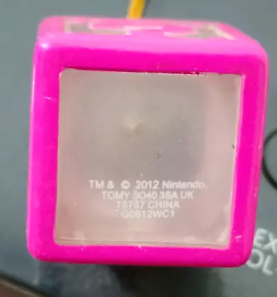 Bloque Coleccionable original rosa ( tipo llavero) - miniatura 4