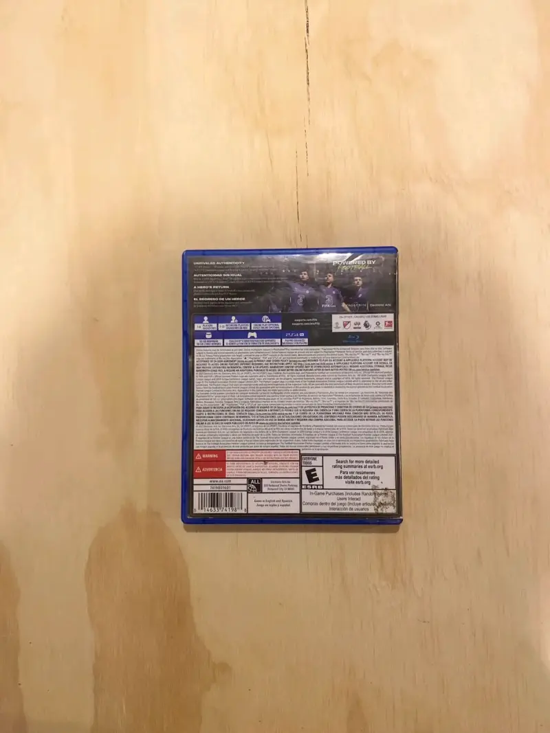 Juego FIFA 21 para PS4 en buen estado - 4