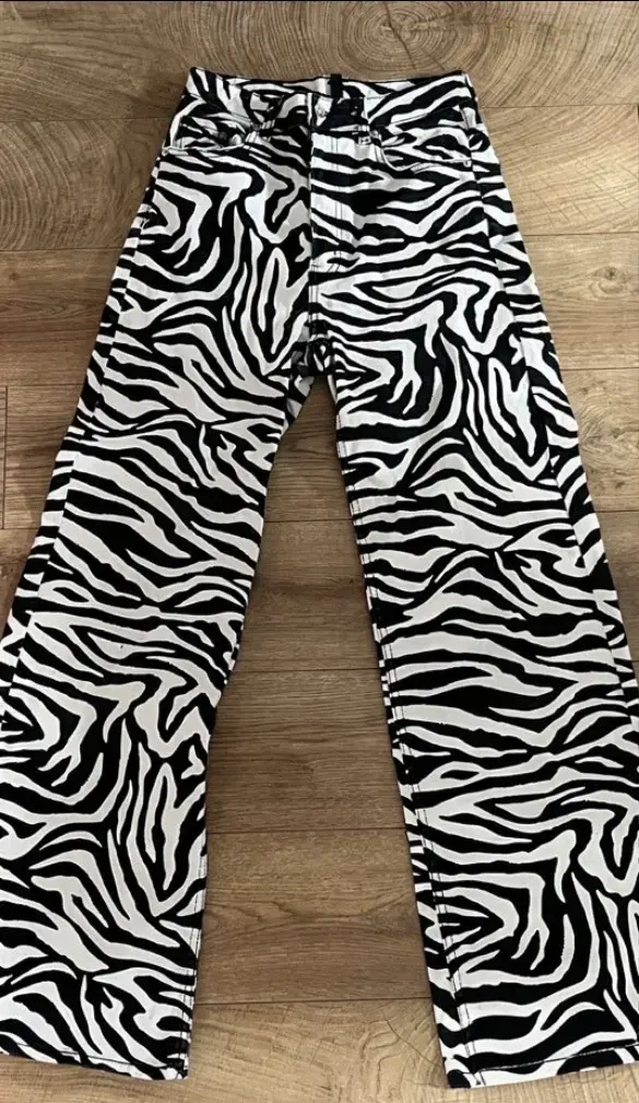 Jeans estampado cebra blanco y negro - 1