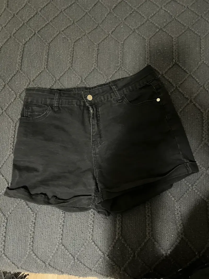 Shorts de mezclilla negros para mujer ZIBEL - 1