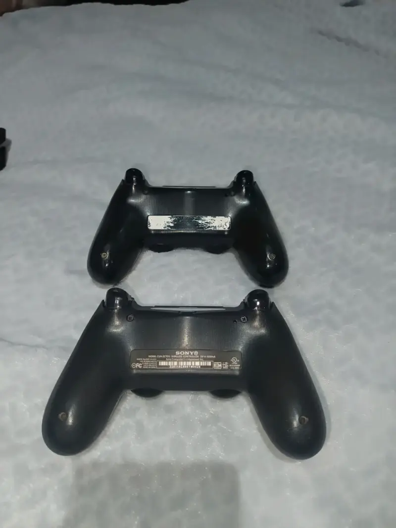 Consola PlayStation 4 Slim en buen estado - 3