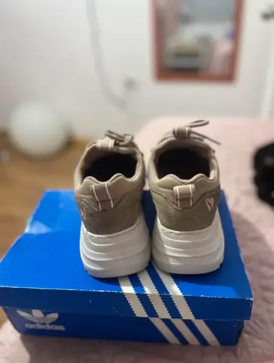 Zapatillas Skechers beige para mujer - miniatura 3