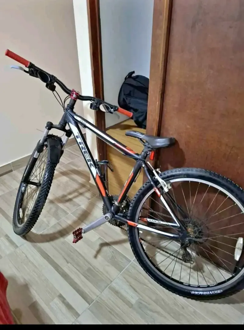 Bicicleta Trek de montaña en buen estado - 3