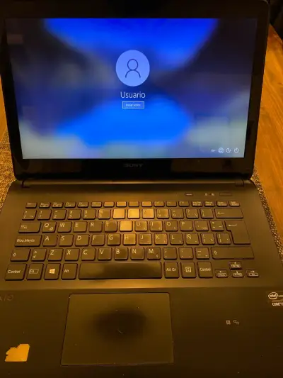 Laptop Sony Vaio con Intel Core i5 - miniatura 1