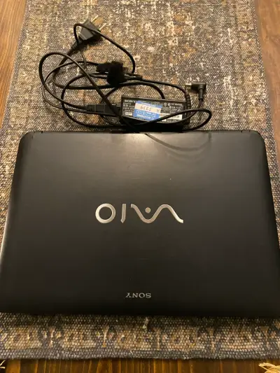 Laptop Sony Vaio con Intel Core i5 - miniatura 5